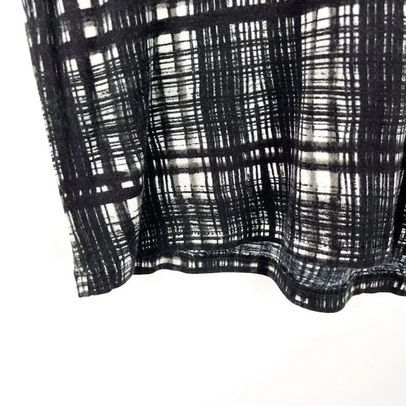 Aritzia Wilfred Free Womens XS Plaid V Scoop Neck T Shirt Black White Check Fall - Picture 4 of 5